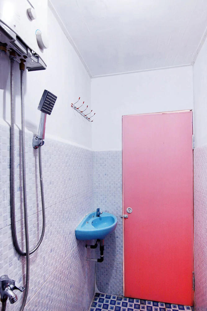 New Sejarah by OYO Rooms