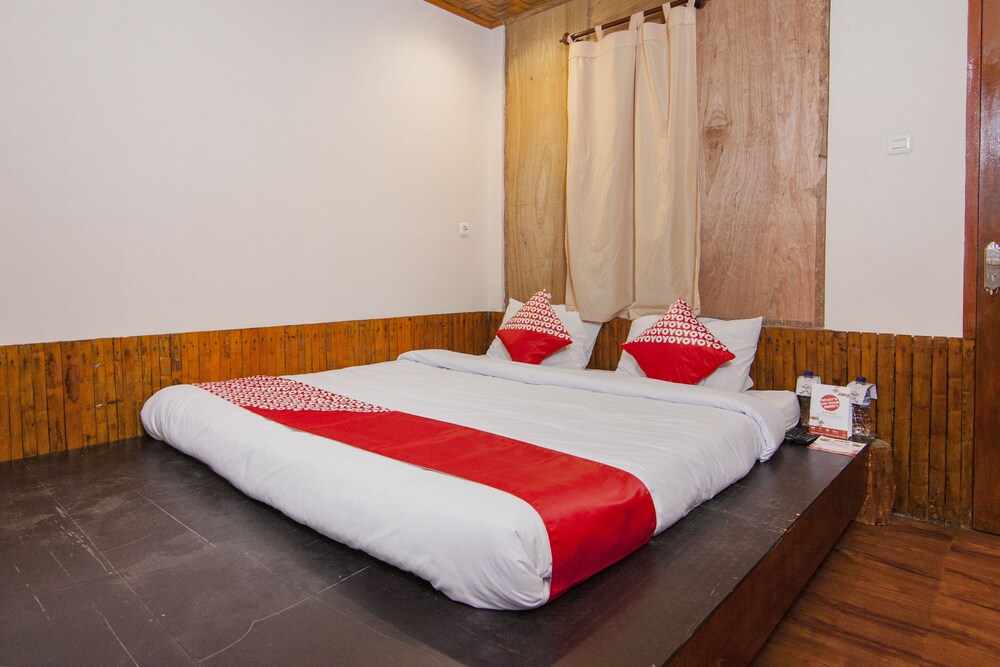 Sibayak Ncole by OYO Rooms