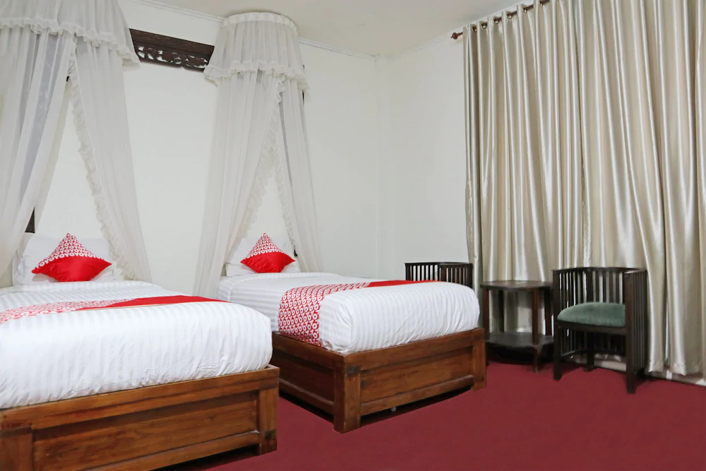 Amali Gallery Hotel by OYO Rooms