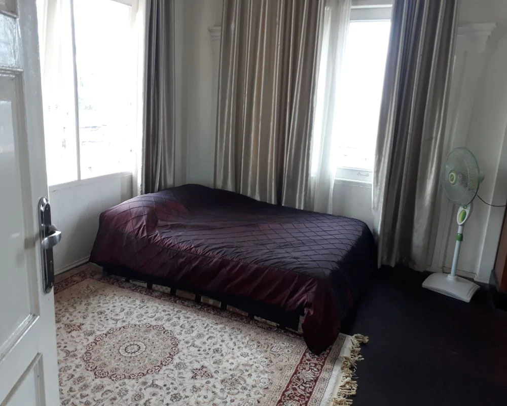Amali Gallery Hotel by OYO Rooms