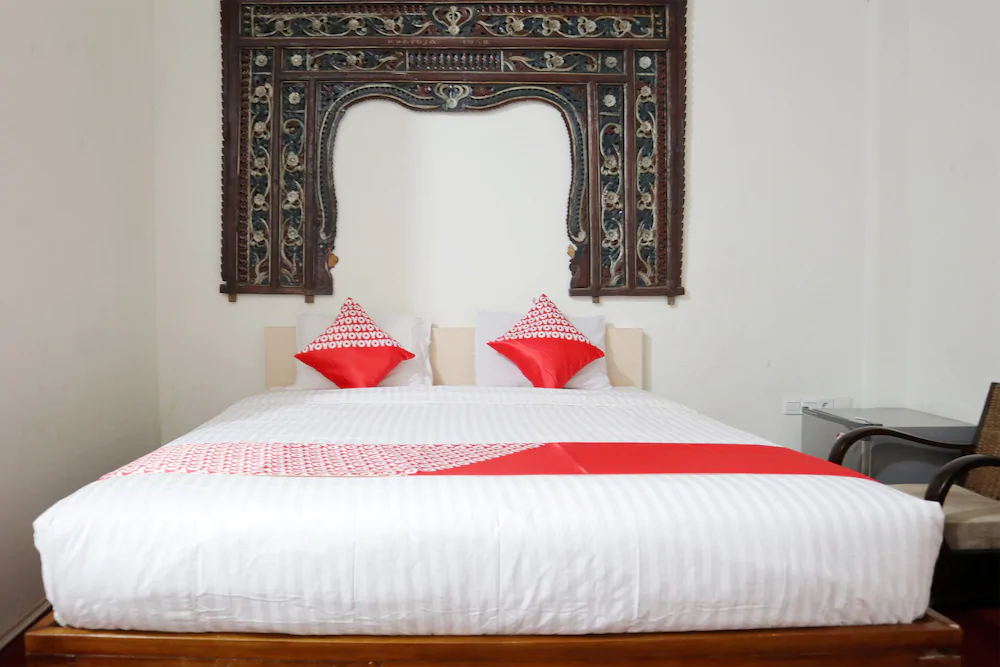 Amali Gallery Hotel by OYO Rooms