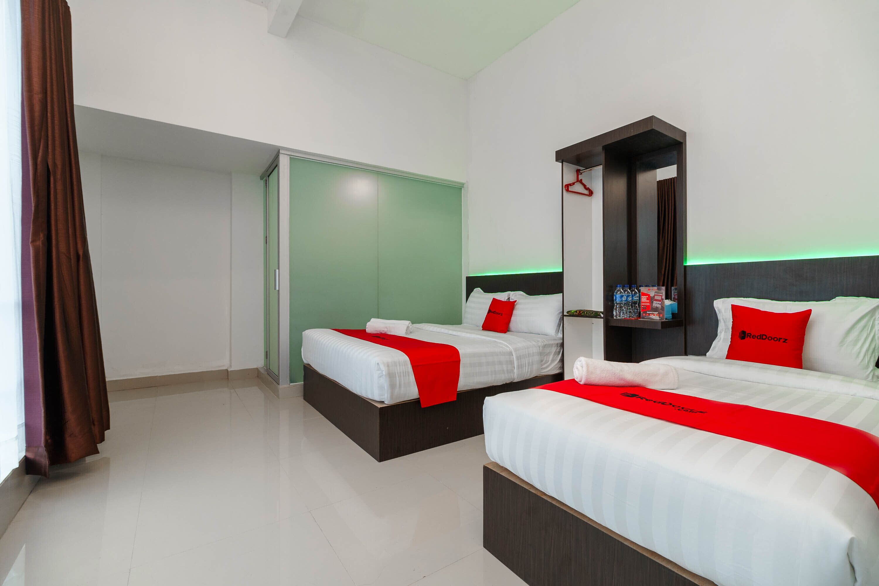 Azzahra Homestay by RedDoorz