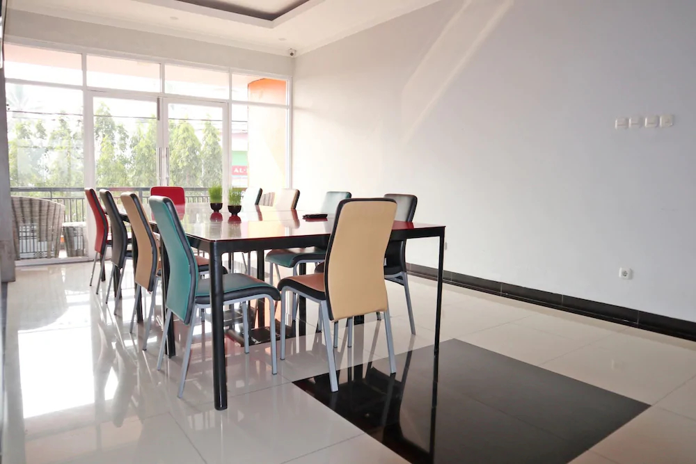 Orange Residence Syariah by OYO Rooms