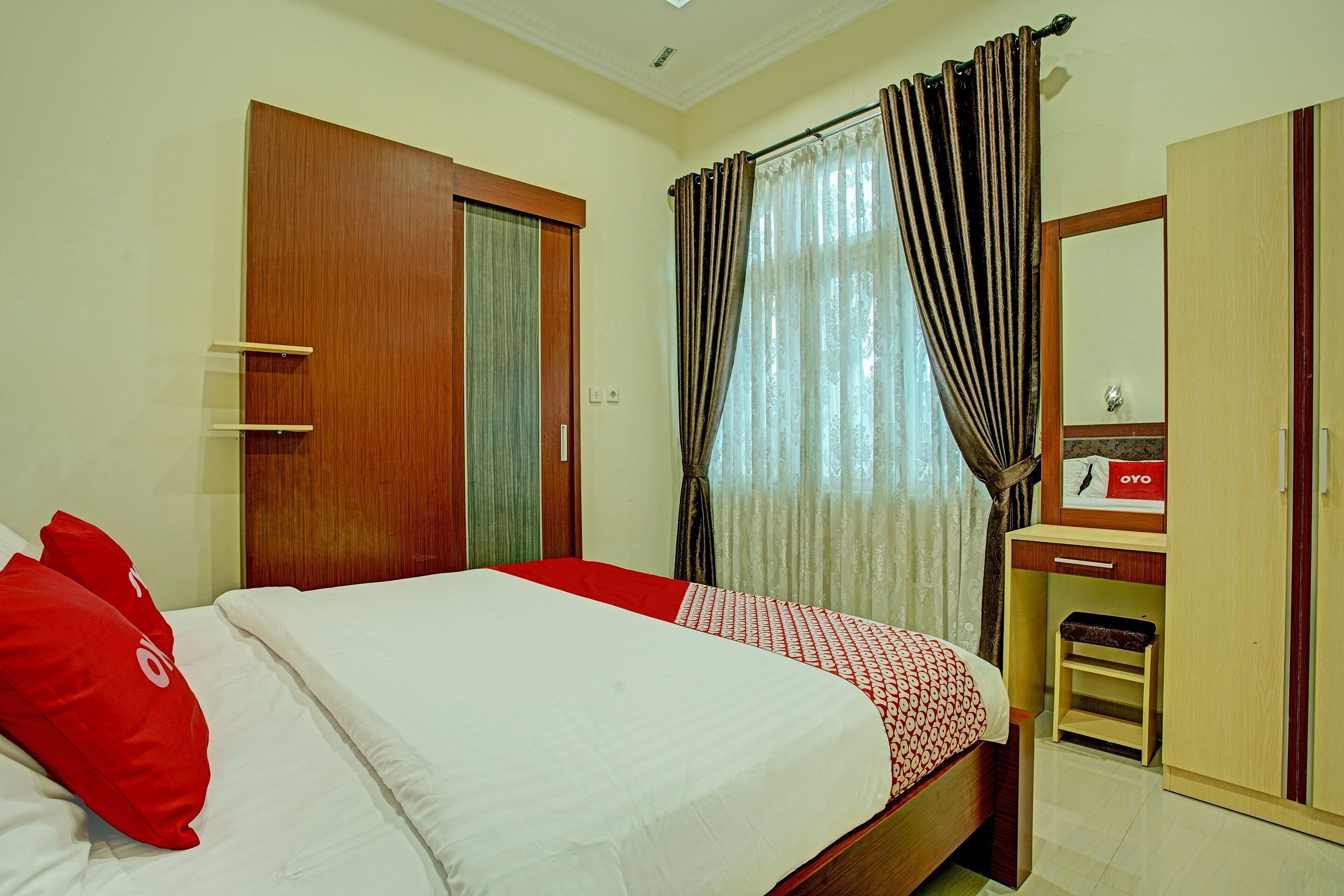 Zulyan Homestay Syariah by OYO