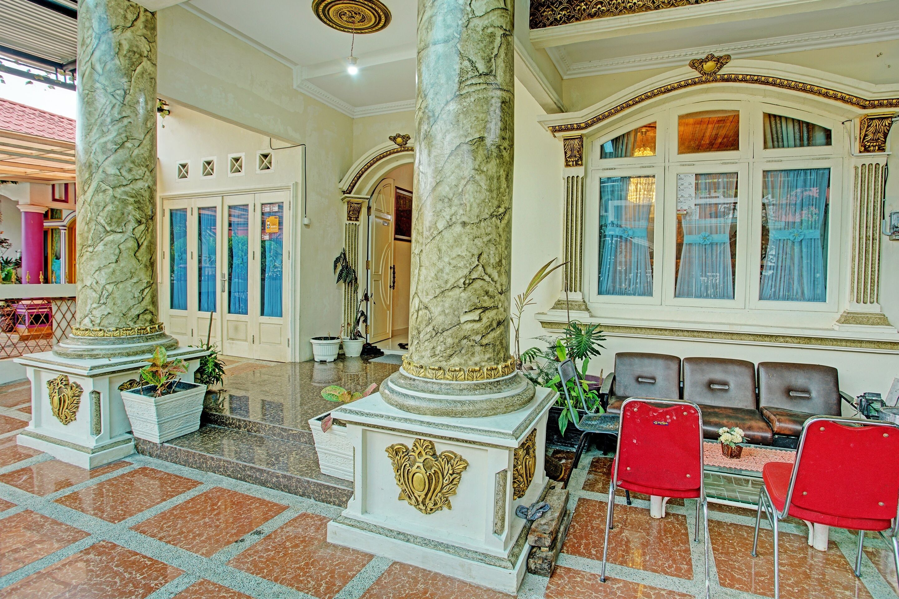 Zulyan Homestay Syariah by OYO