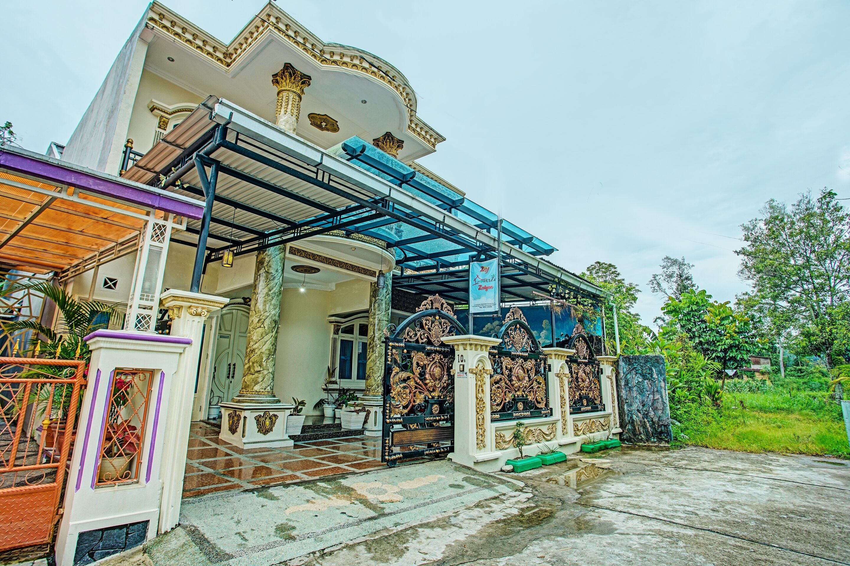 Zulyan Homestay Syariah by OYO