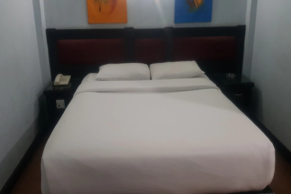 Hotel K77 by OYO Rooms