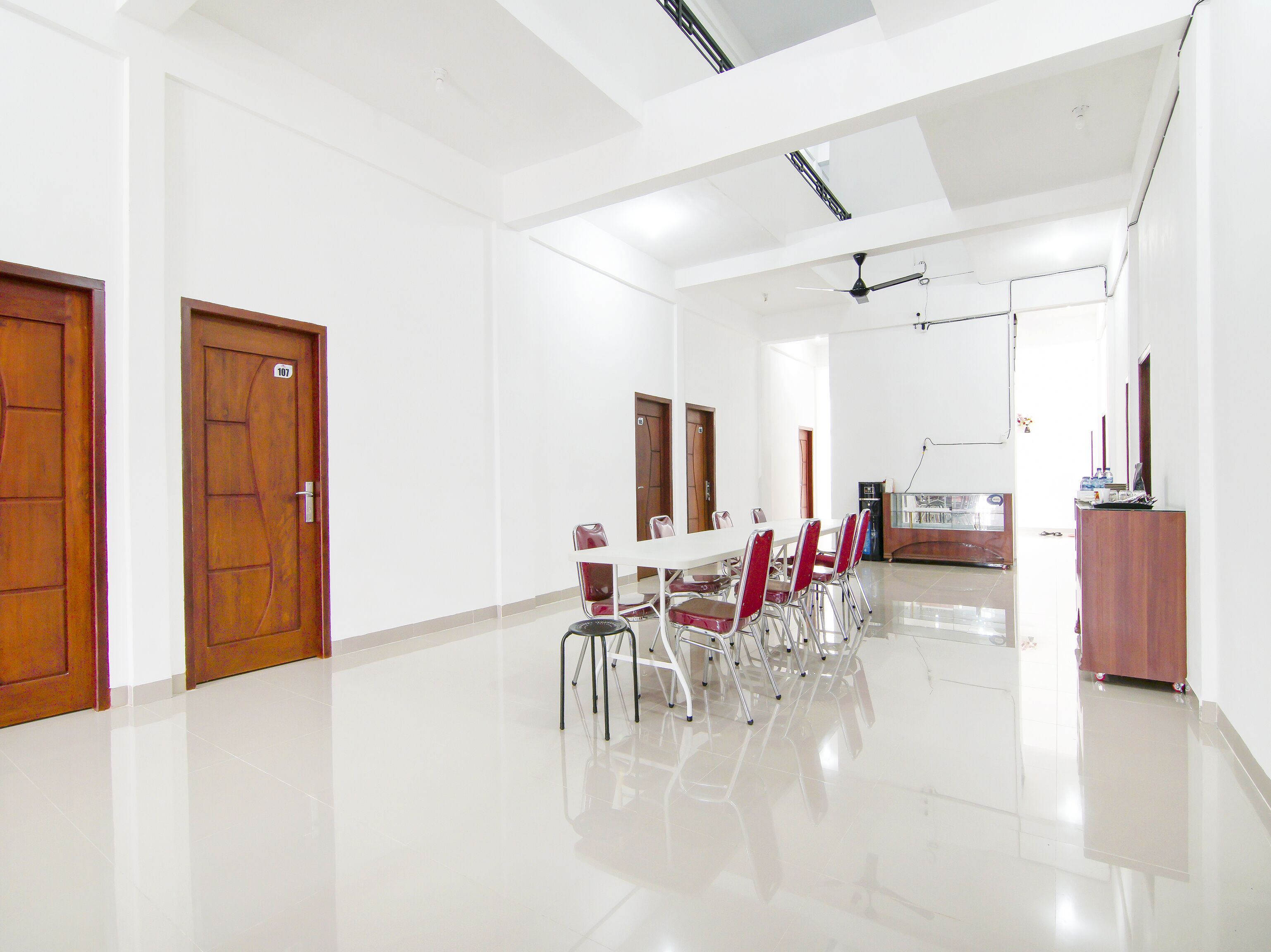 Lewis Dc Guesthouse By Oyo Rooms