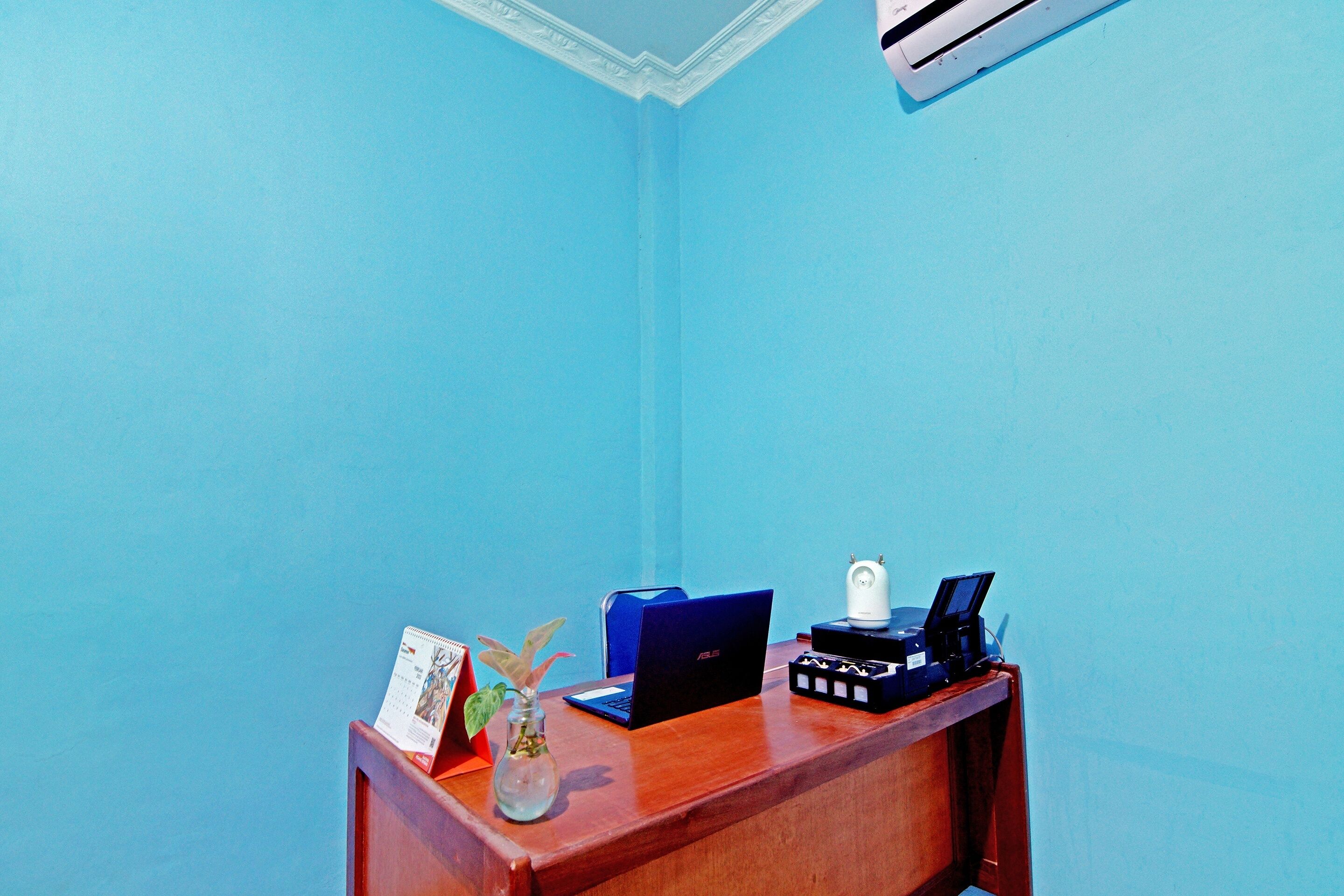 Ridho Guest House Syariah by OYO