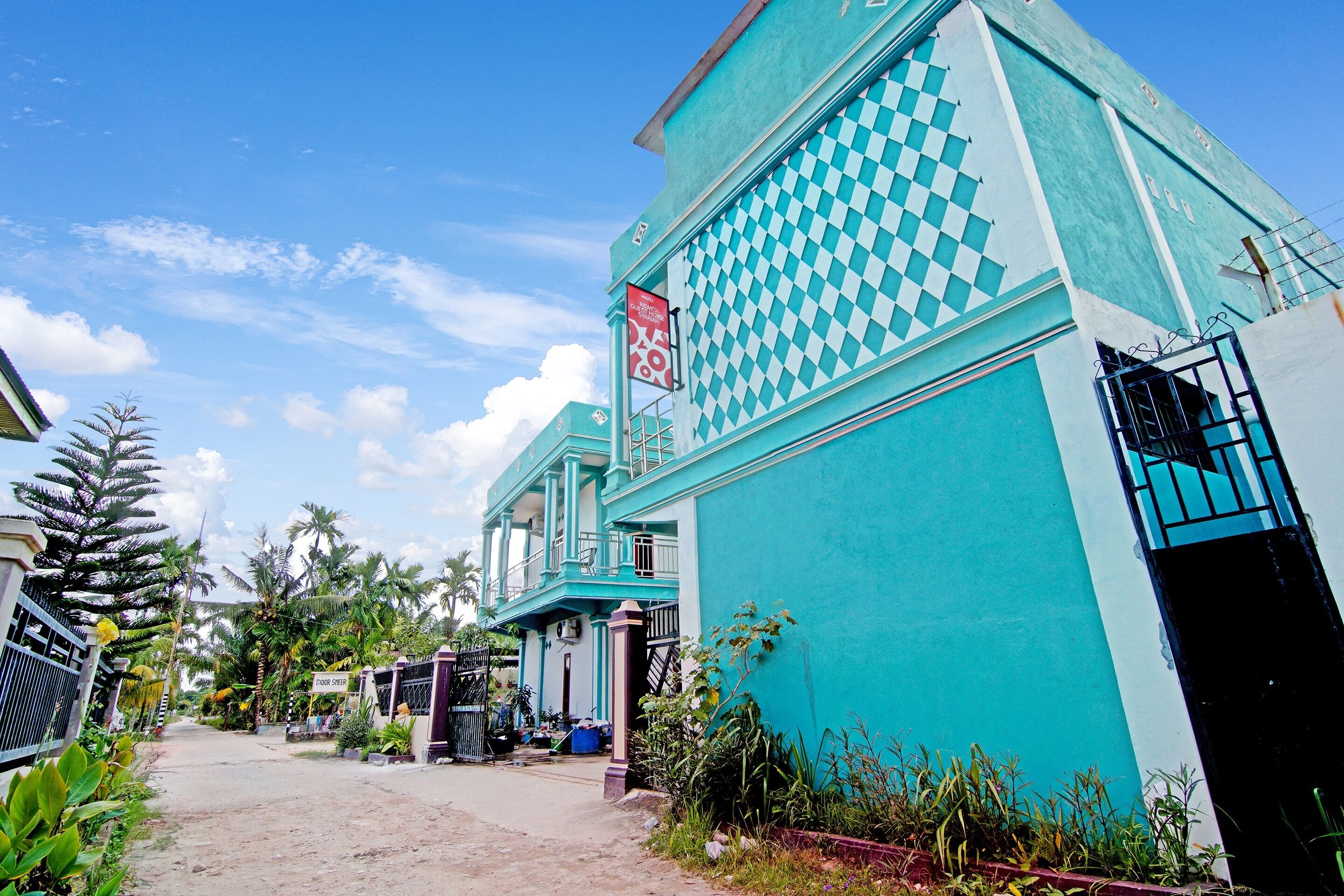 Ridho Guest House Syariah by OYO