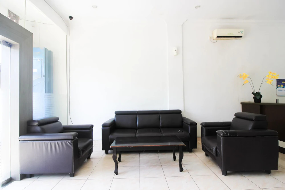 Wisma Sari by OYO Rooms