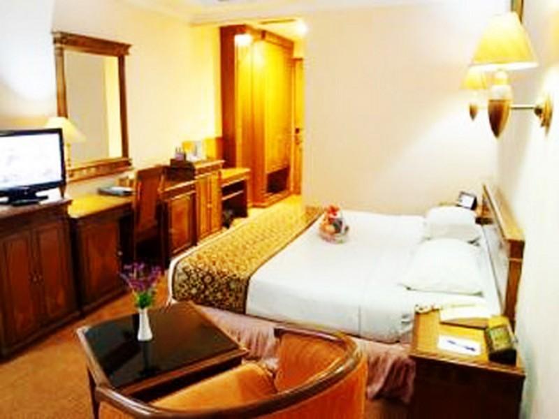 Abadi Hotel & Convention Center