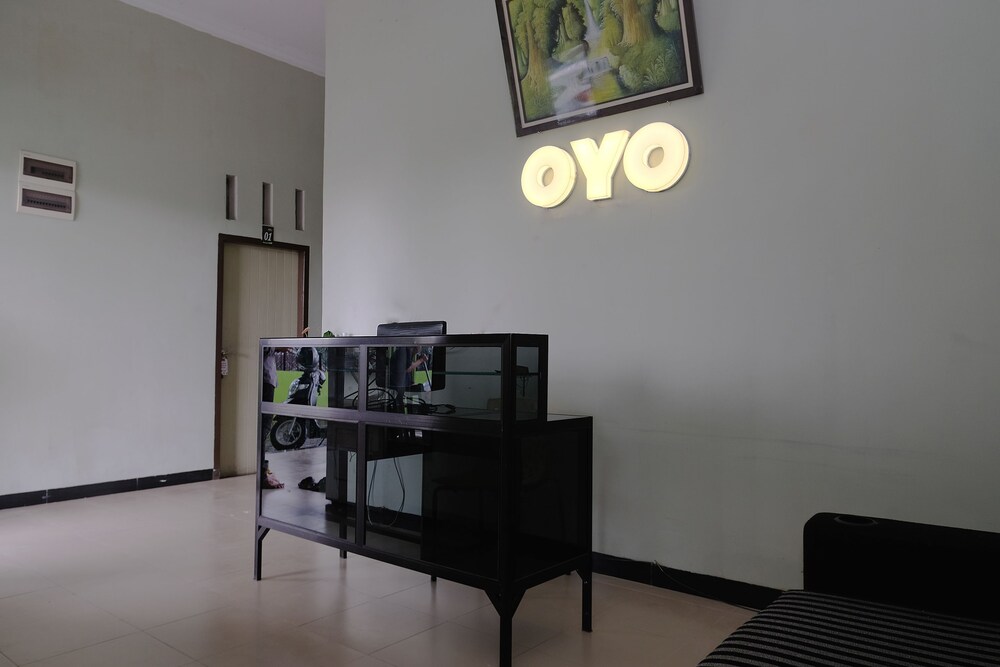 Abz Guest House by OYO Rooms