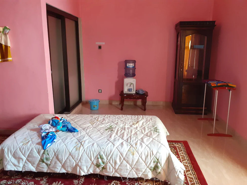 Almira Homestay