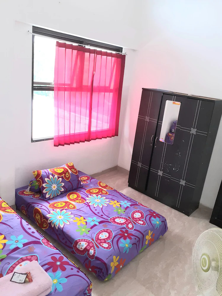 Almira Homestay