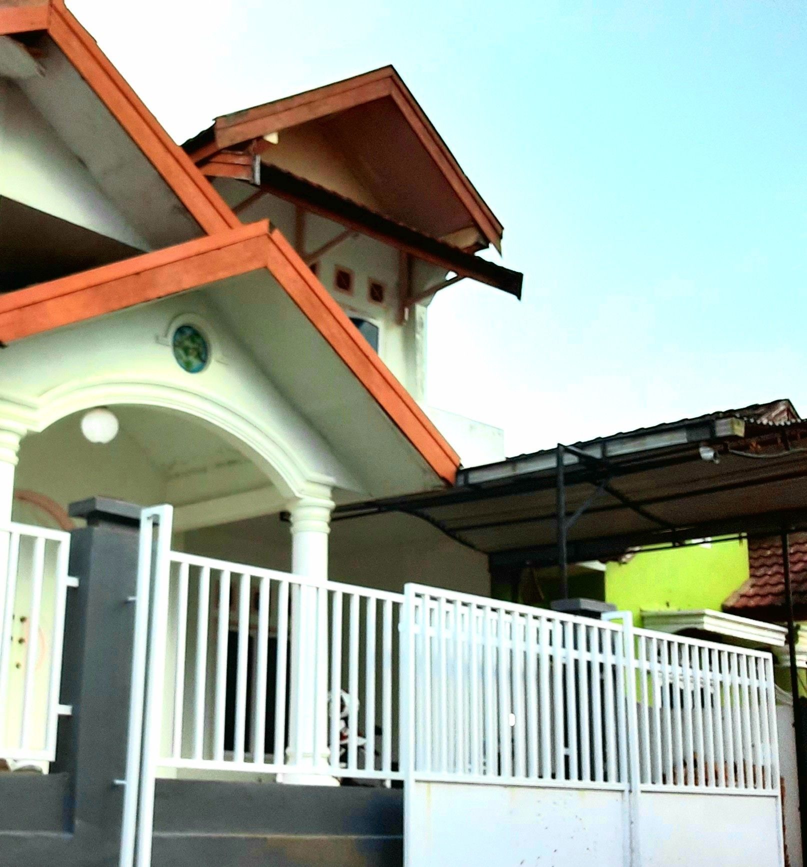Almira Homestay Near Airport
