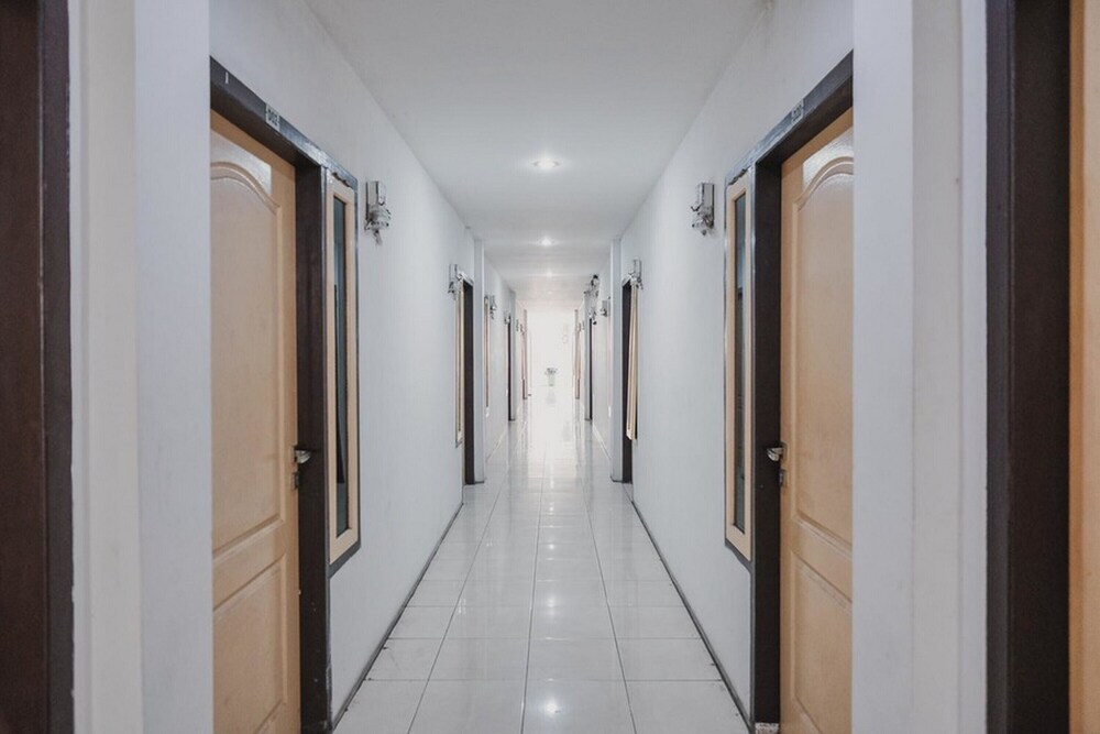 Alpine Guesthouse by Reddoorz