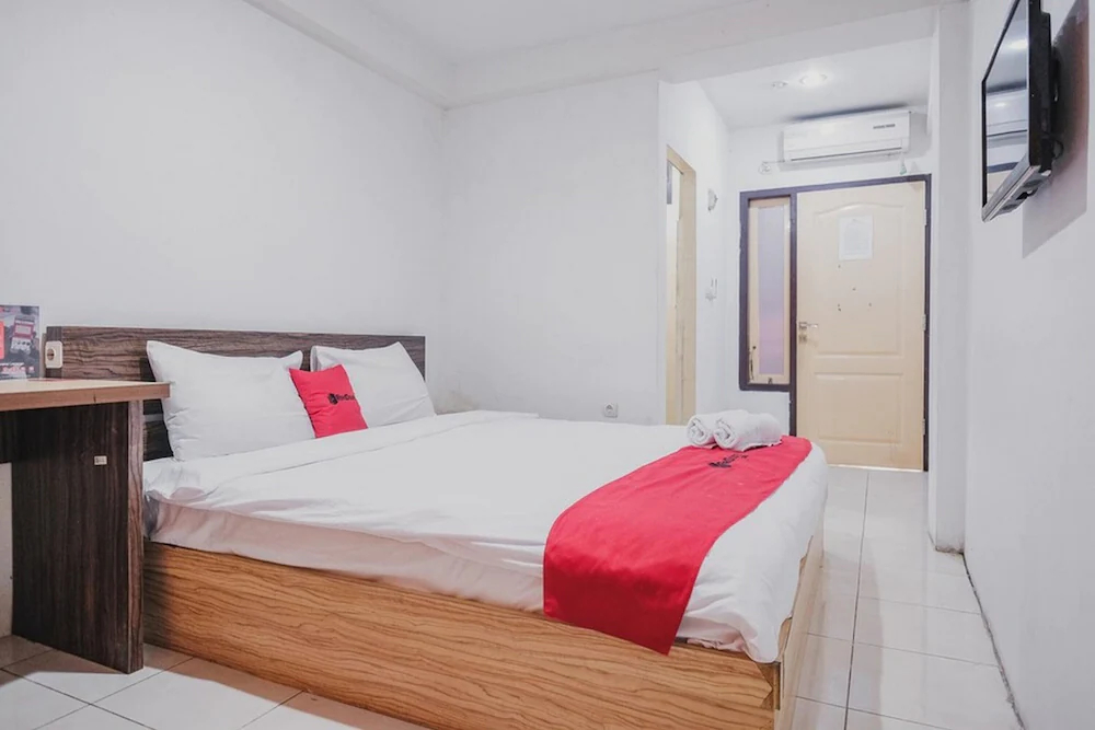 Alpine Guesthouse by Reddoorz