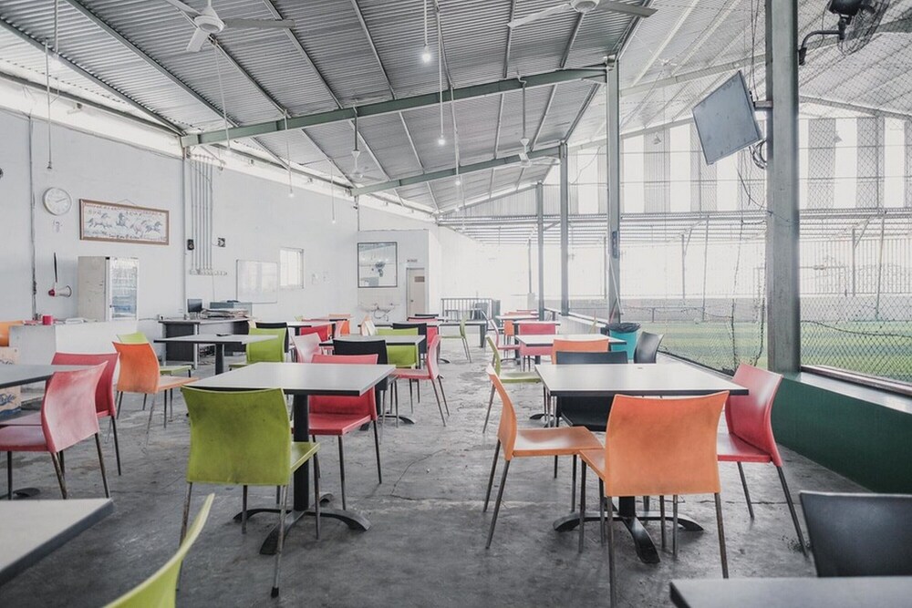 Alpine Guesthouse by Reddoorz