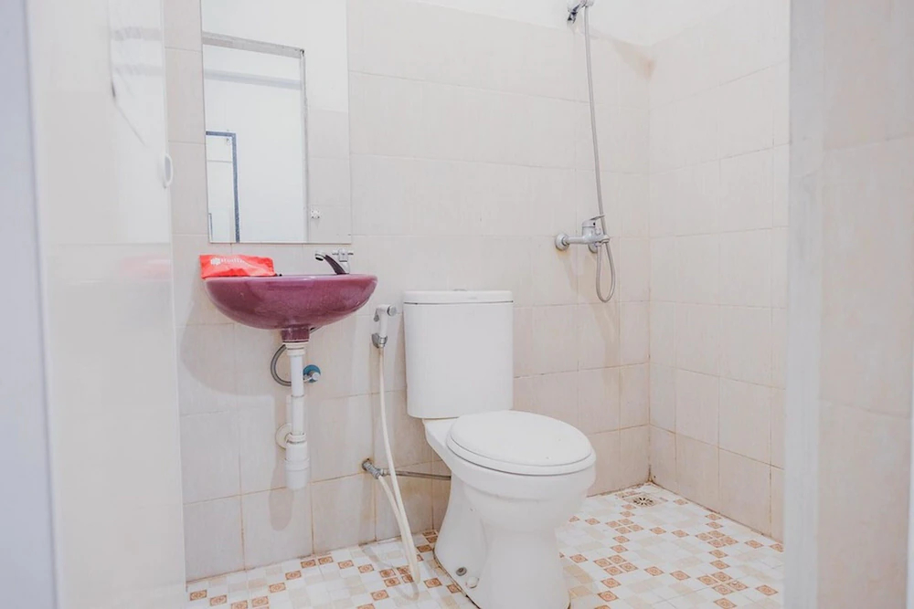 Alpine Guesthouse by Reddoorz