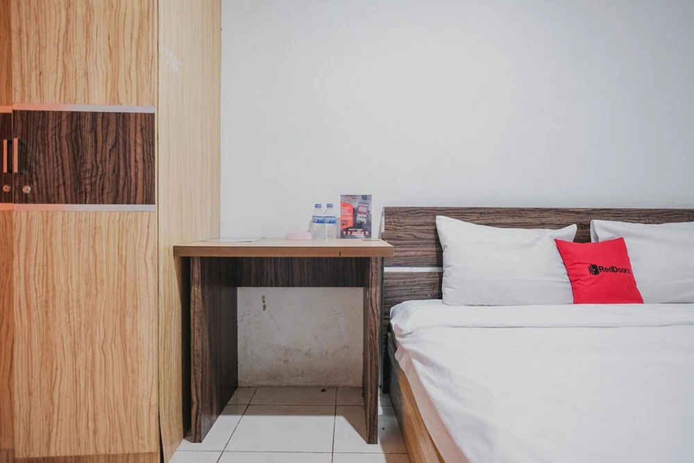 Alpine Guesthouse by Reddoorz