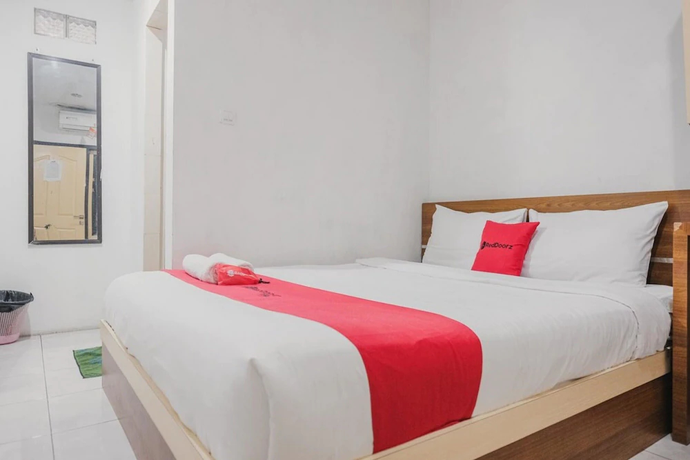 Alpine Guesthouse by Reddoorz