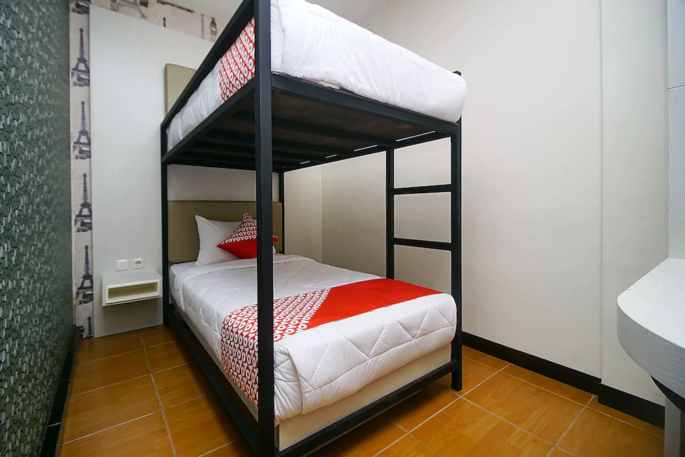 Bed & Breakfast Inn by OYO Rooms
