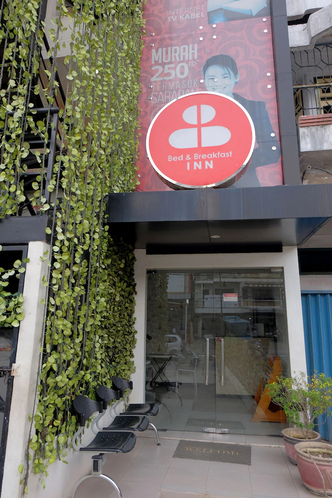 Bed & Breakfast Inn by OYO Rooms