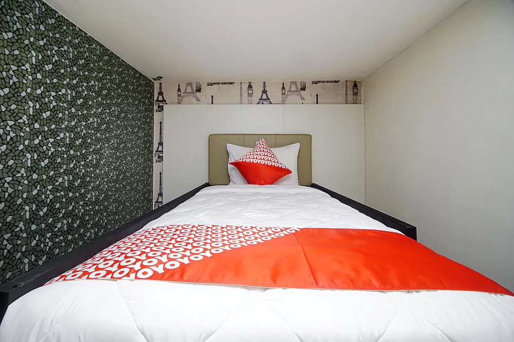 Bed & Breakfast Inn by OYO Rooms