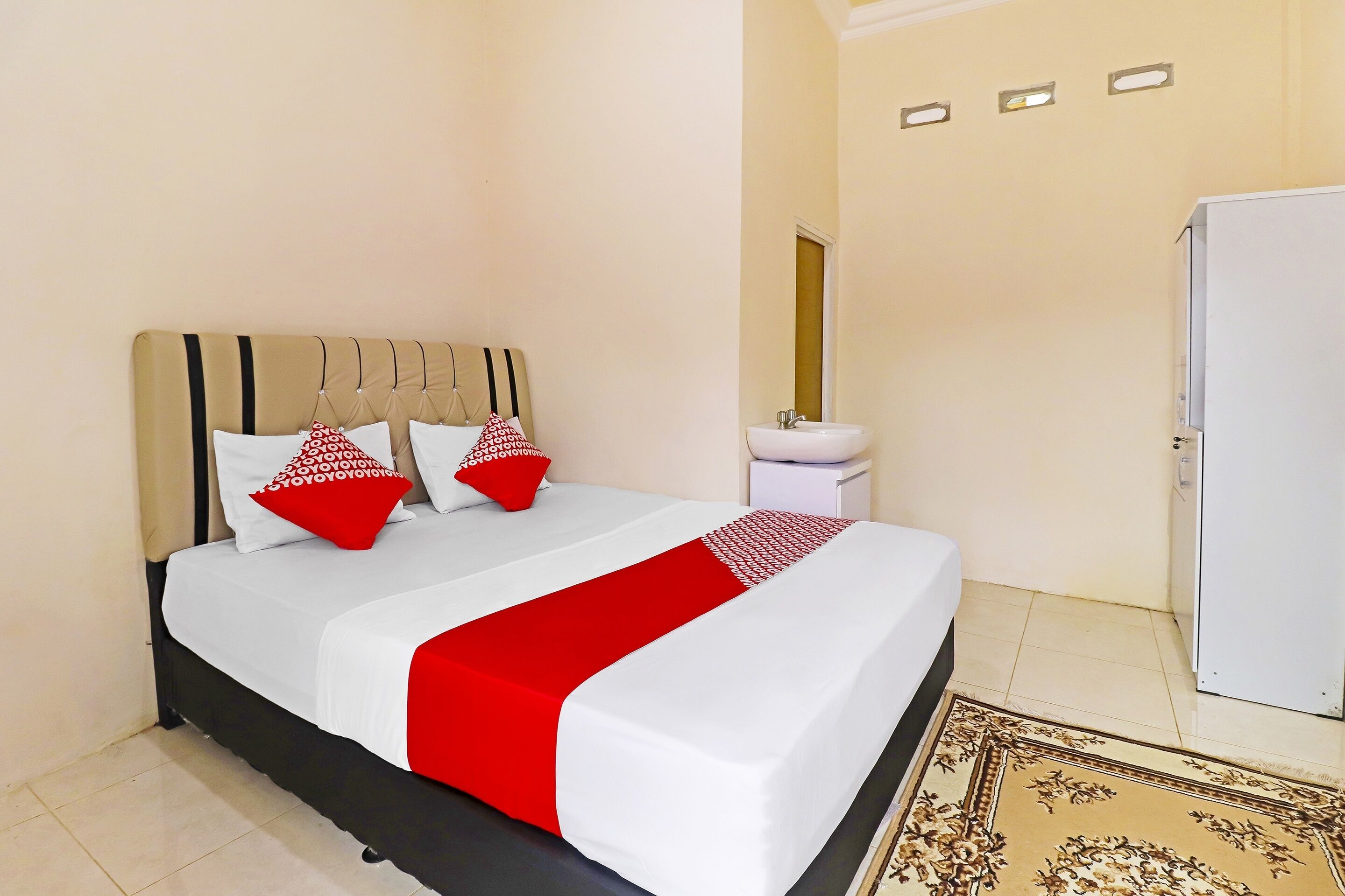 D'ta Kost Syariah by OYO