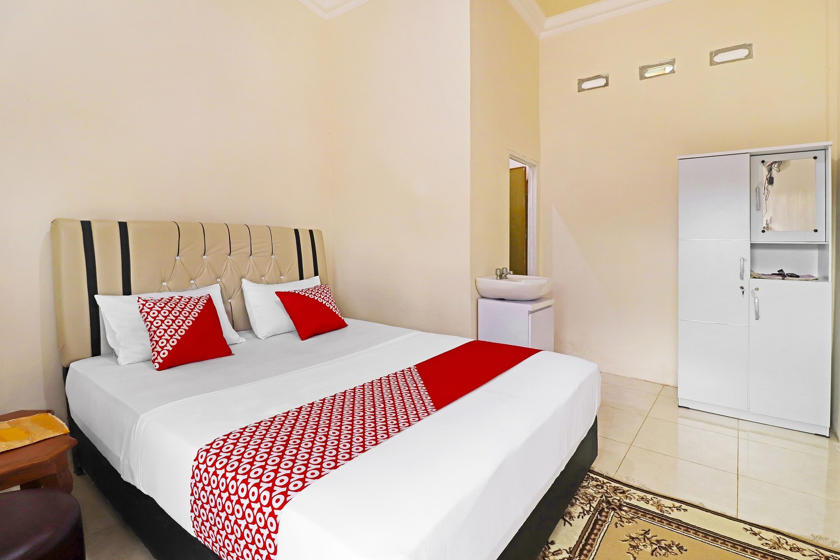 D'ta Kost Syariah by OYO