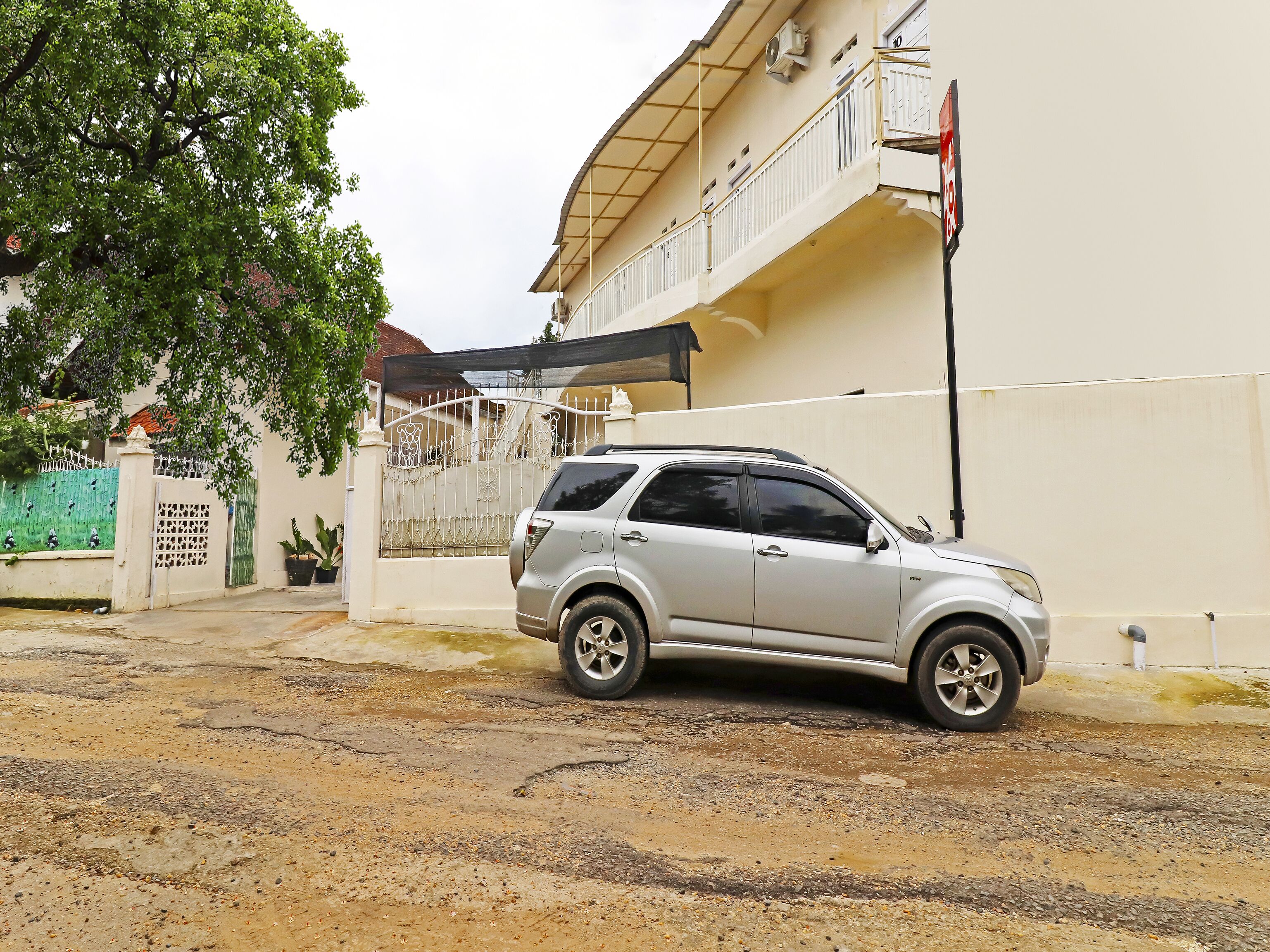 D'ta Kost Syariah by OYO