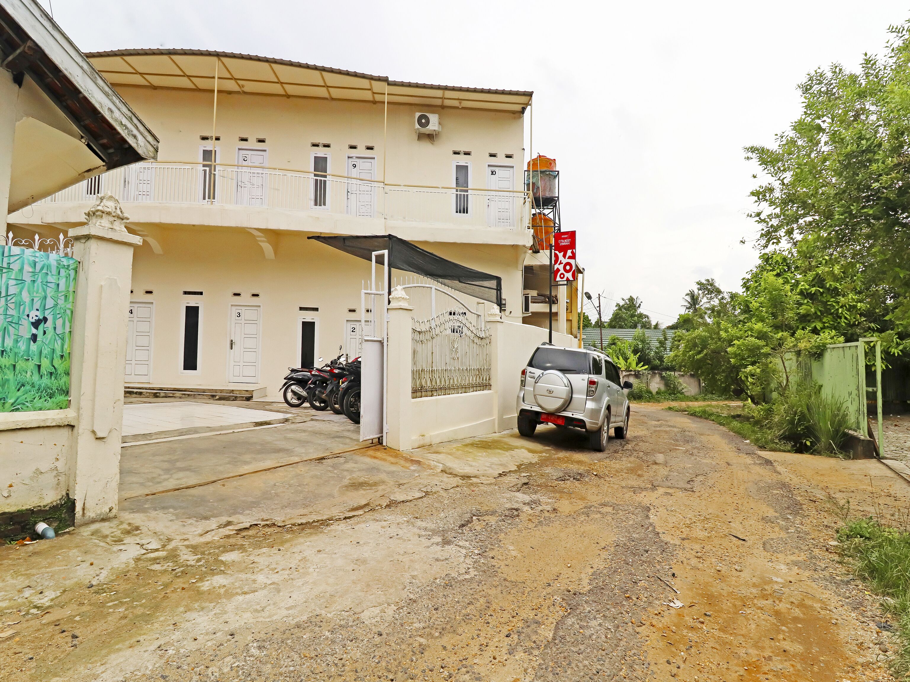 D'ta Kost Syariah by OYO