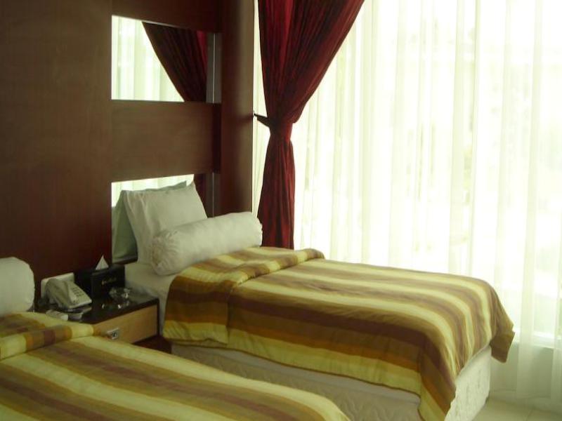 Golden Harvest Hotel