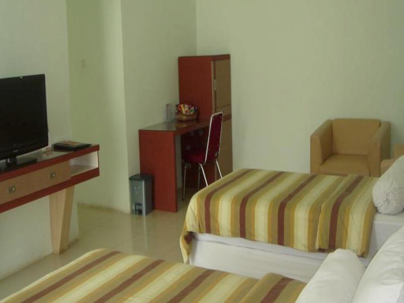 Golden Harvest Hotel