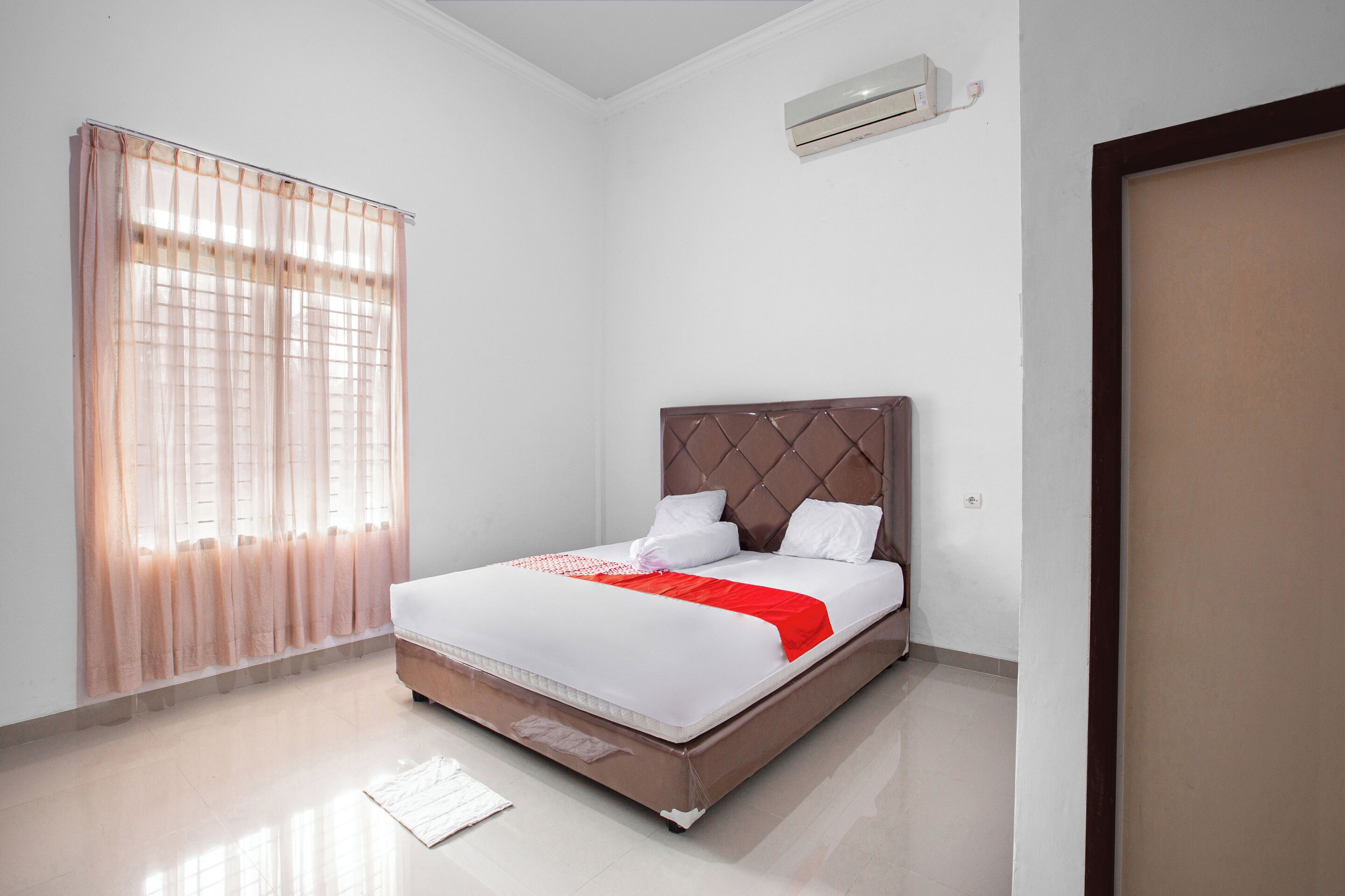 Homestay Romauli Kampung Radja By OYO