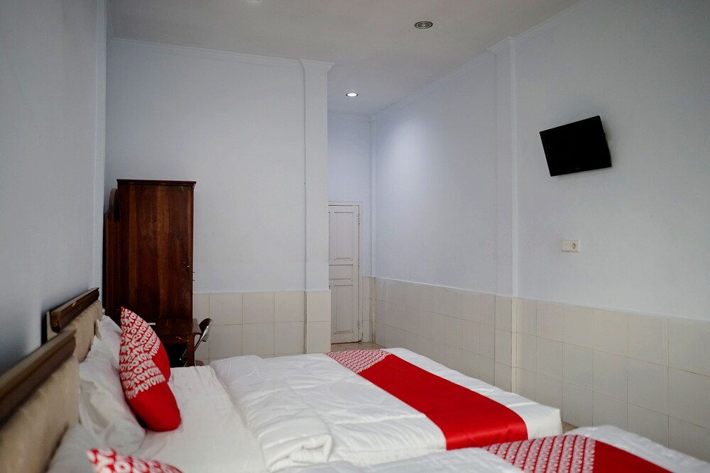 Hotel Aini