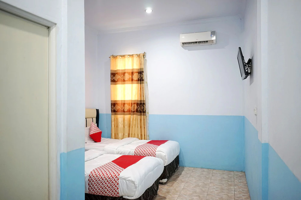 Hotel Aini