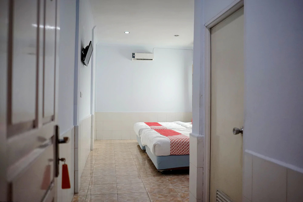 Hotel Aini