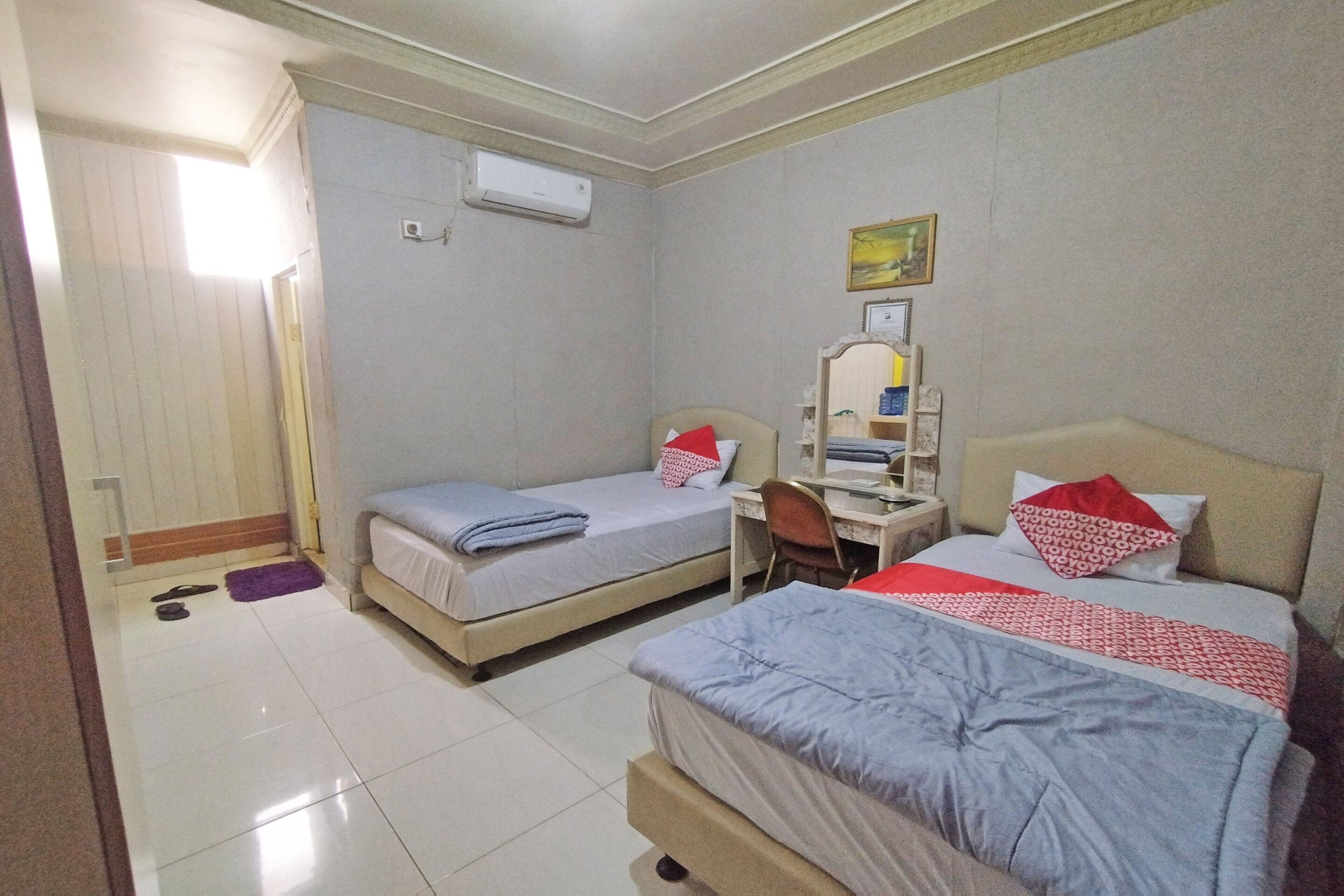 Hotel Cahaya Syariah by OYO