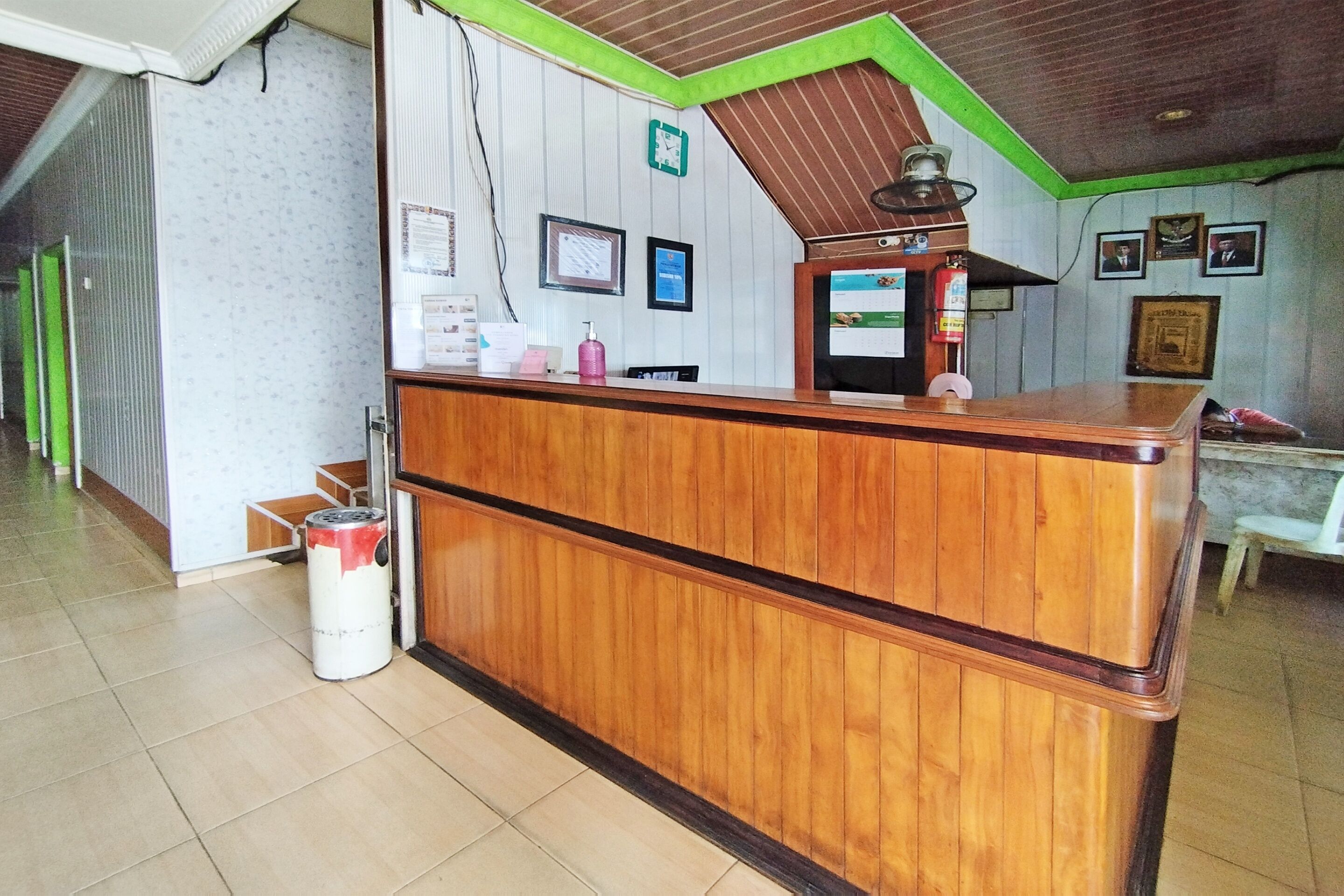 Hotel Cahaya Syariah by OYO