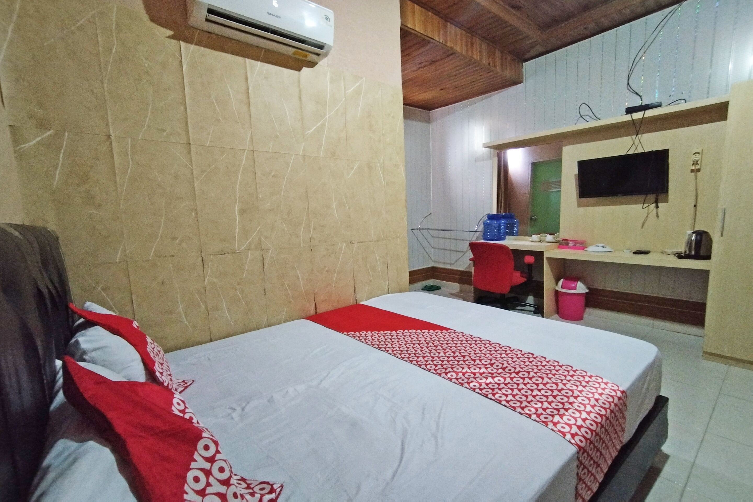 Hotel Cahaya Syariah by OYO