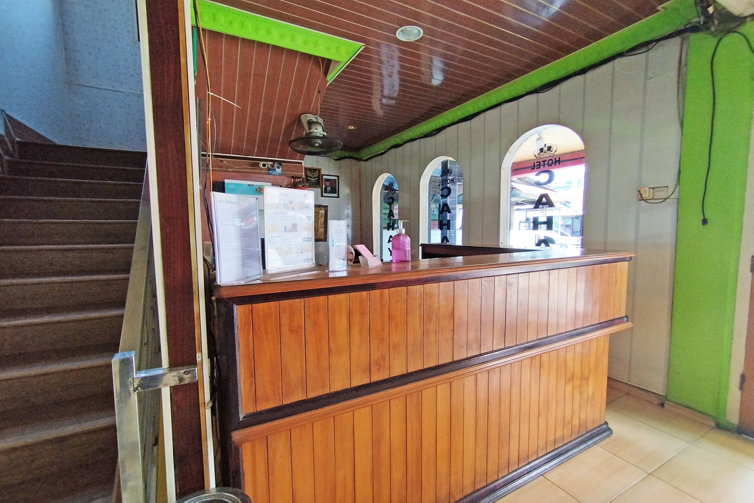 Hotel Cahaya Syariah by OYO