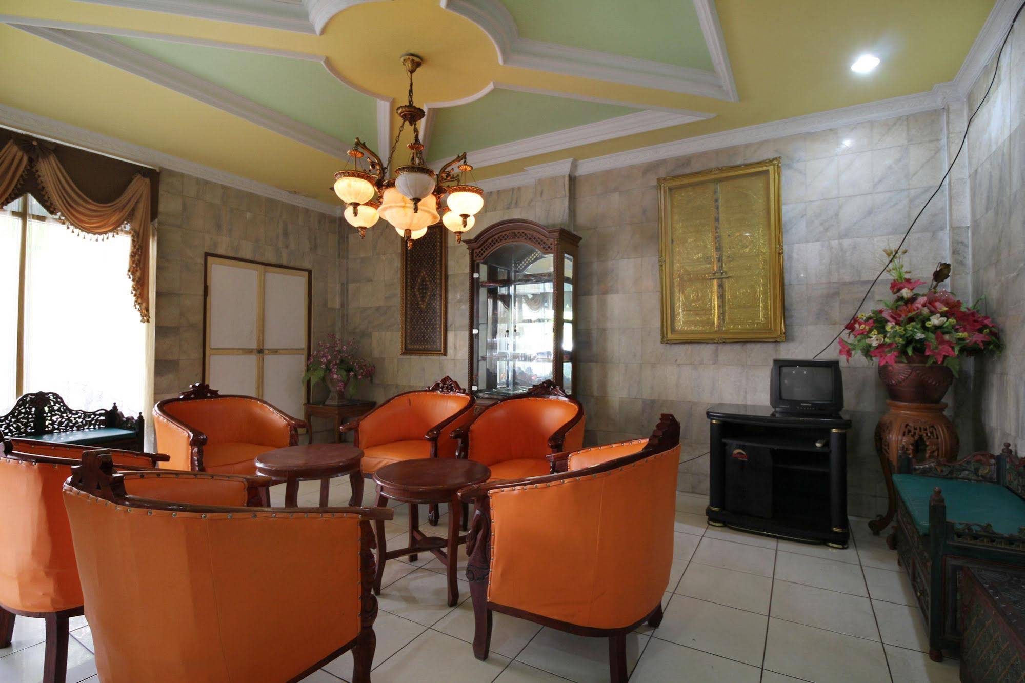 Hotel Matahari 2