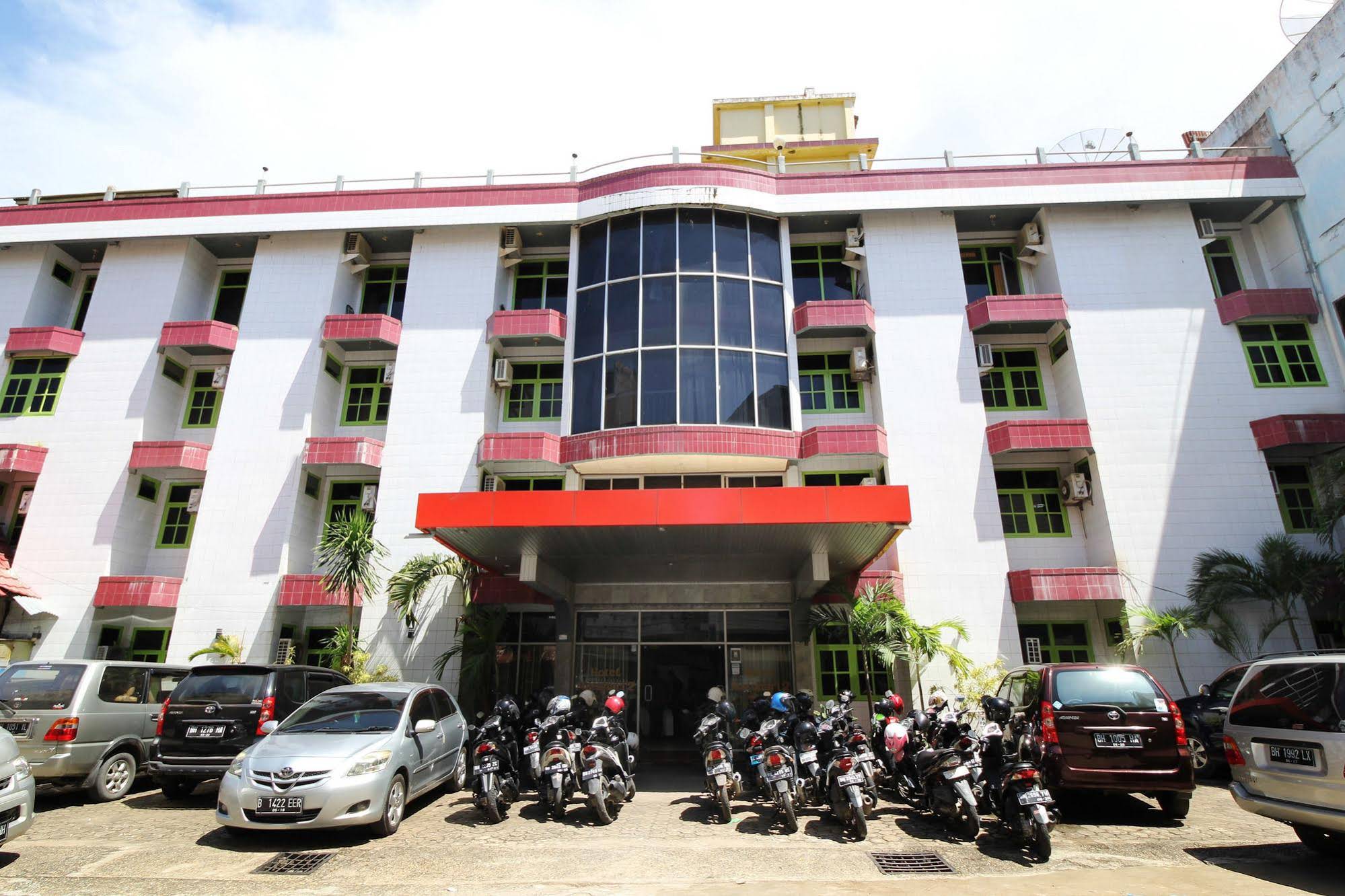 Hotel Matahari 2