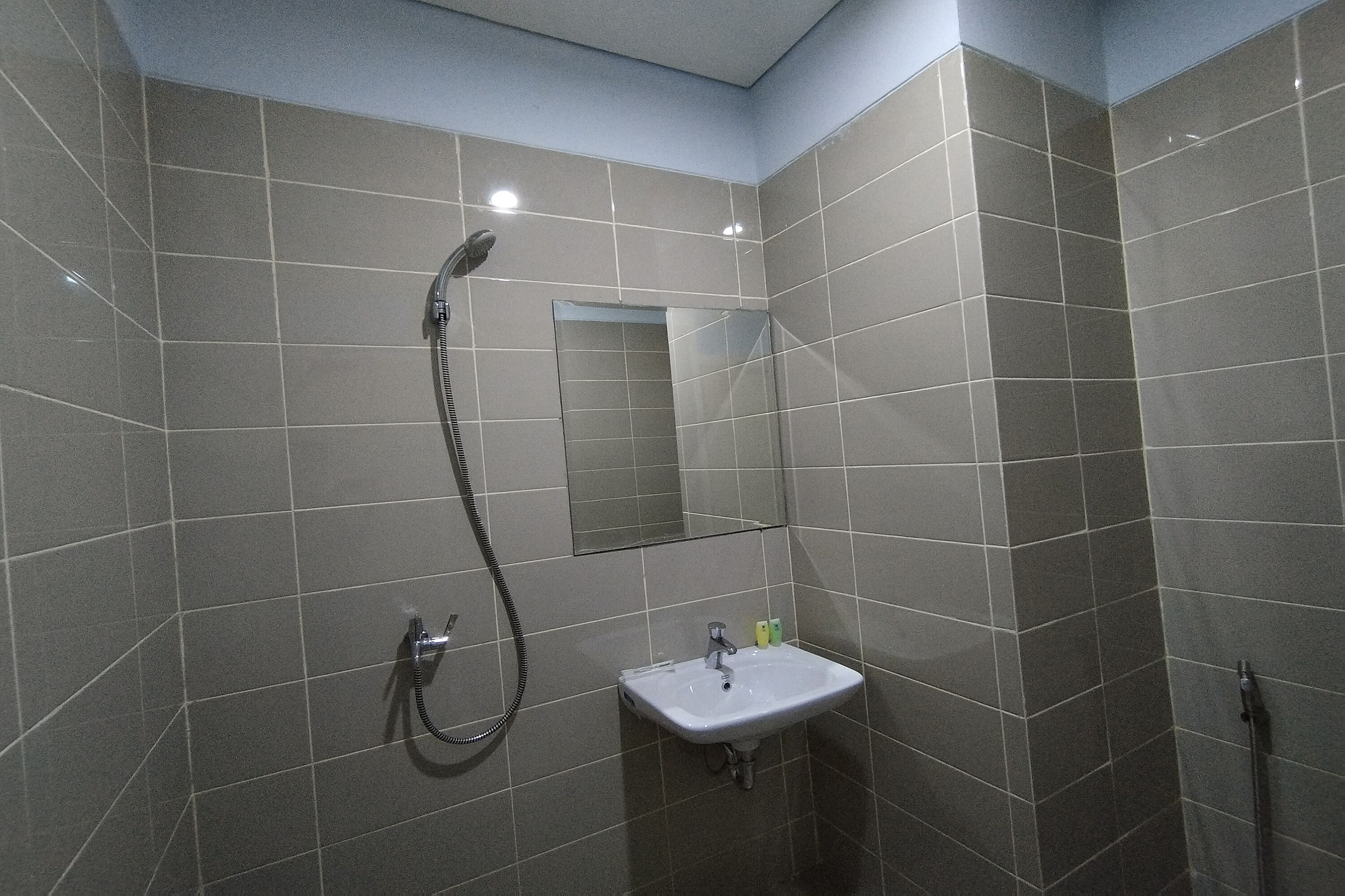 Hotel Sutha Inn