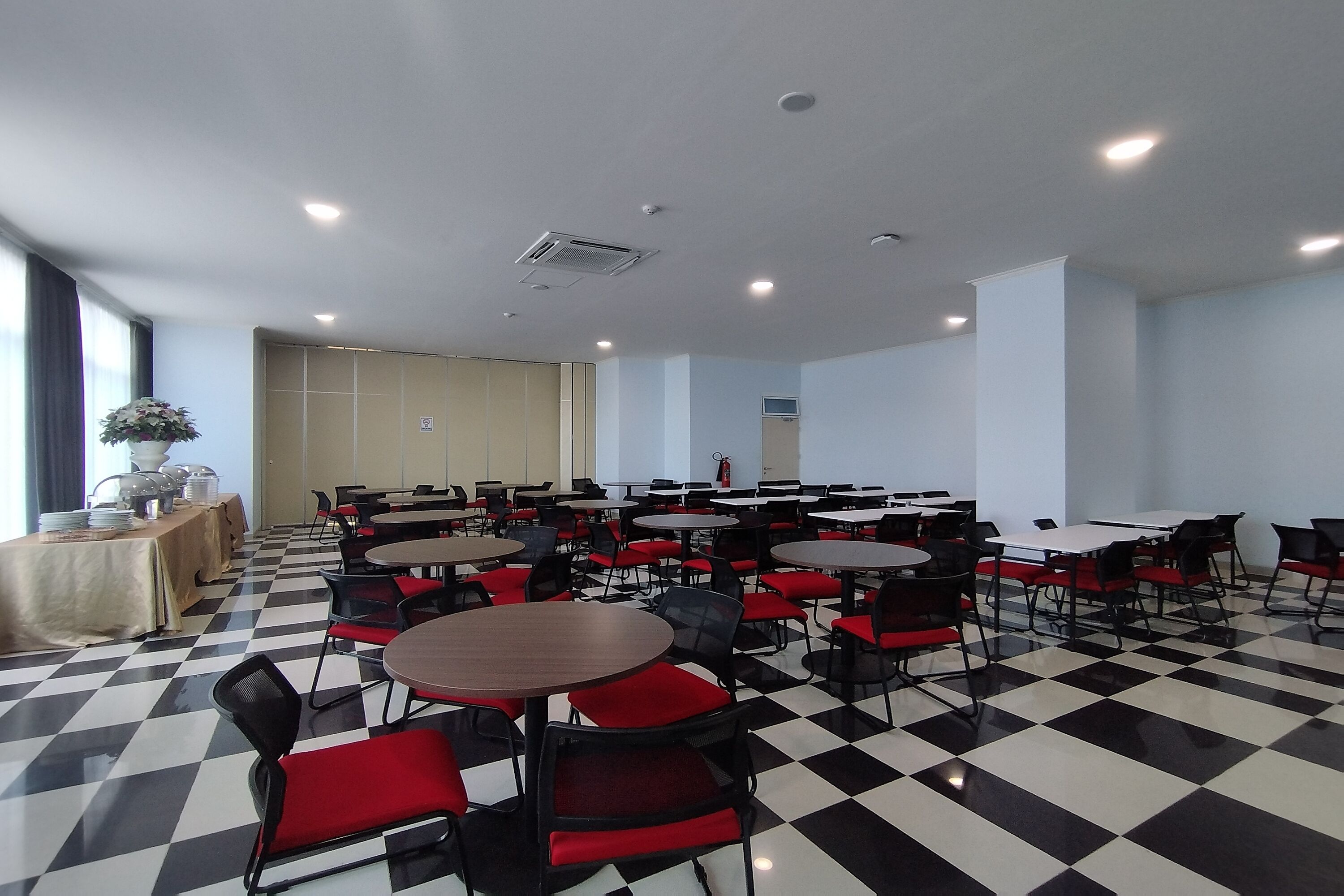 Hotel Sutha Inn