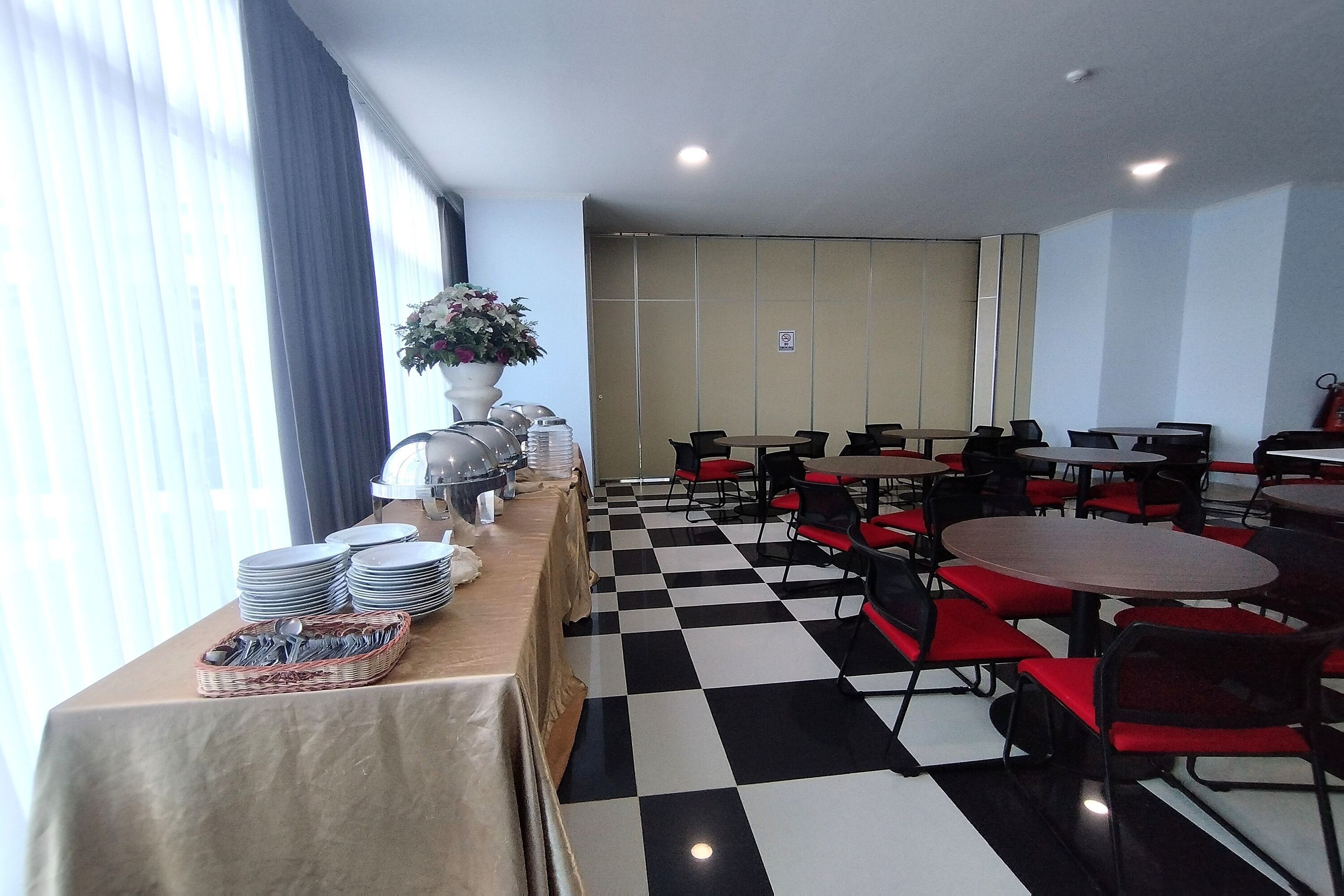 Hotel Sutha Inn