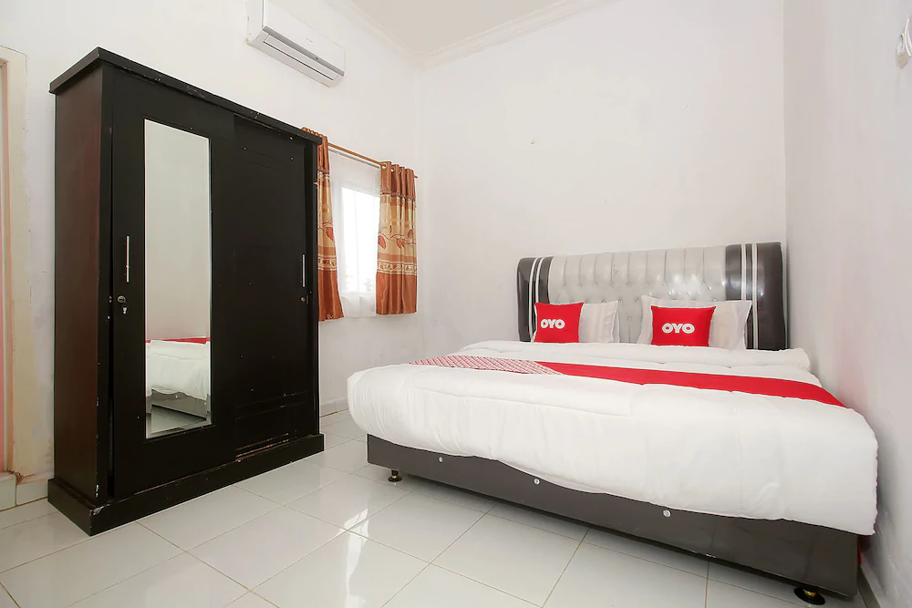Jasmine Kost by OYO Rooms