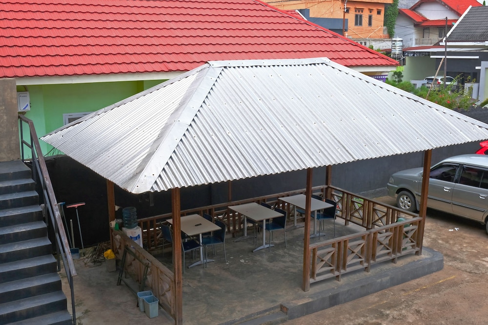 Mars Residence Syariah by OYO Rooms